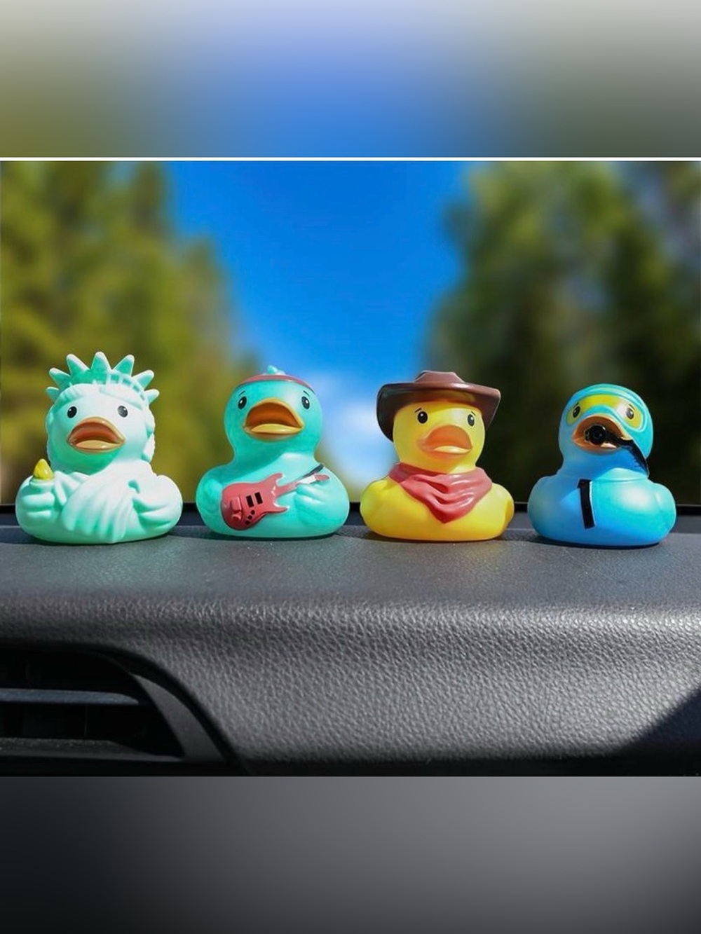 Sunny Days Squeeezy 4pack Americana Rubber Ducks Fidget Toy